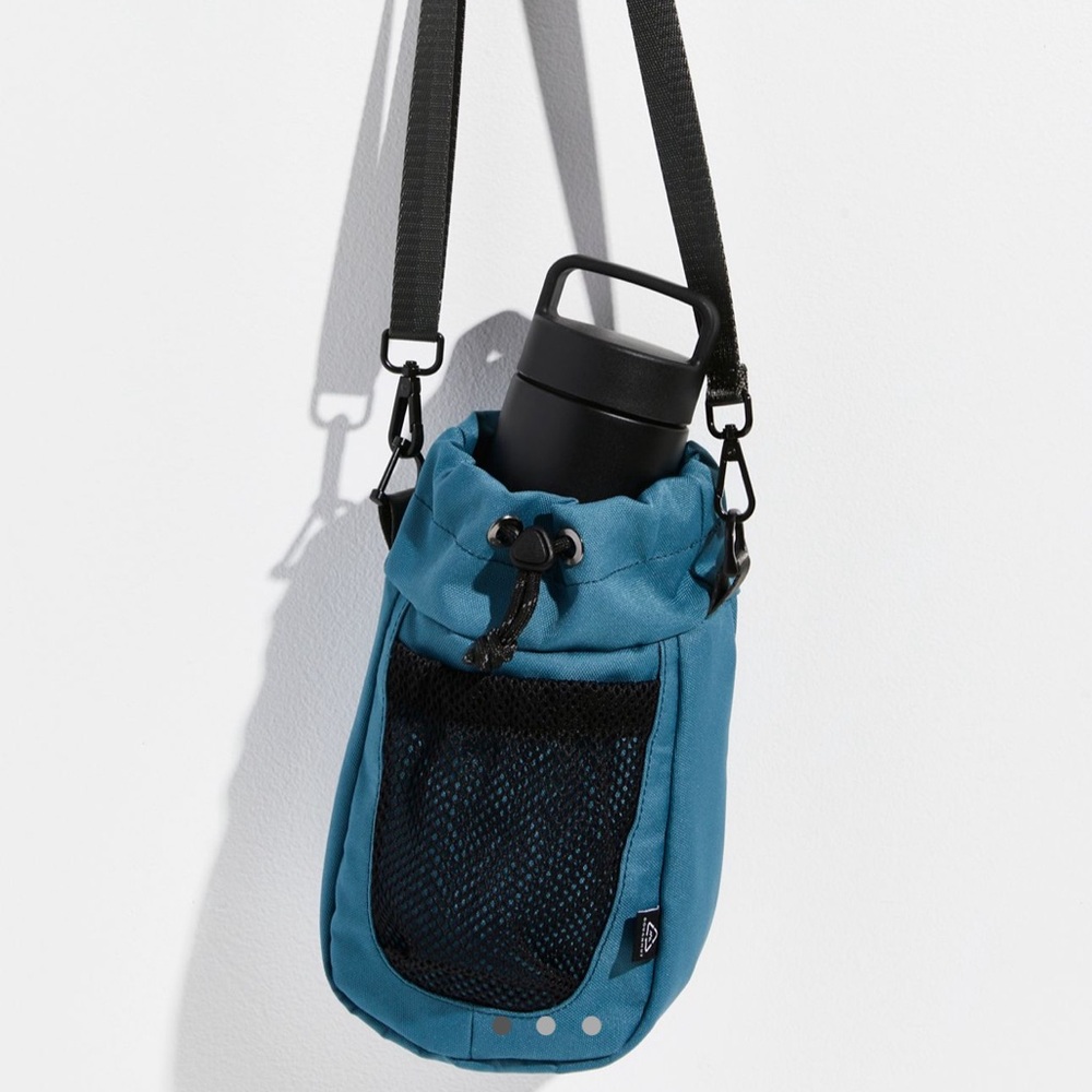 Drip Blue Crossbody Bottle Bag in Teal